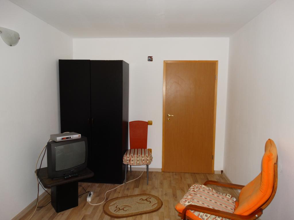 Hotel Cuibul Salamandrelor Sarmizegetusa Zewnętrze zdjęcie